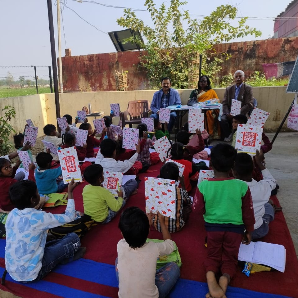 SSS Himachal teacher with students